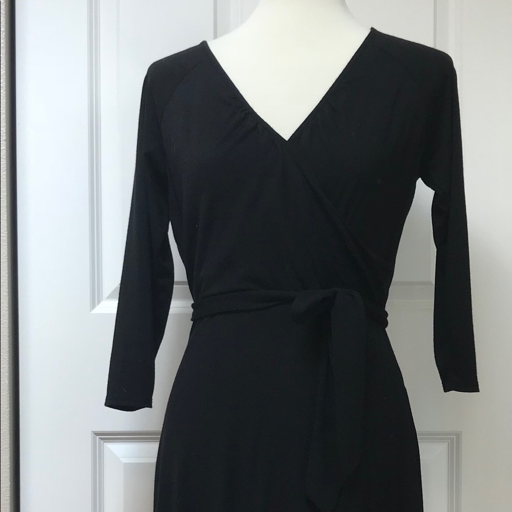 EUC Ann Taylor Loft faux wrap dress size 8P